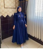 LAVİNYA LACİVERT
